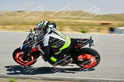 media/Apr-13-2025-TrackXperience (Sun) [[fb1ef998a6]]/Level 2 (Intermediate)/Turn 8 (Session 3)/